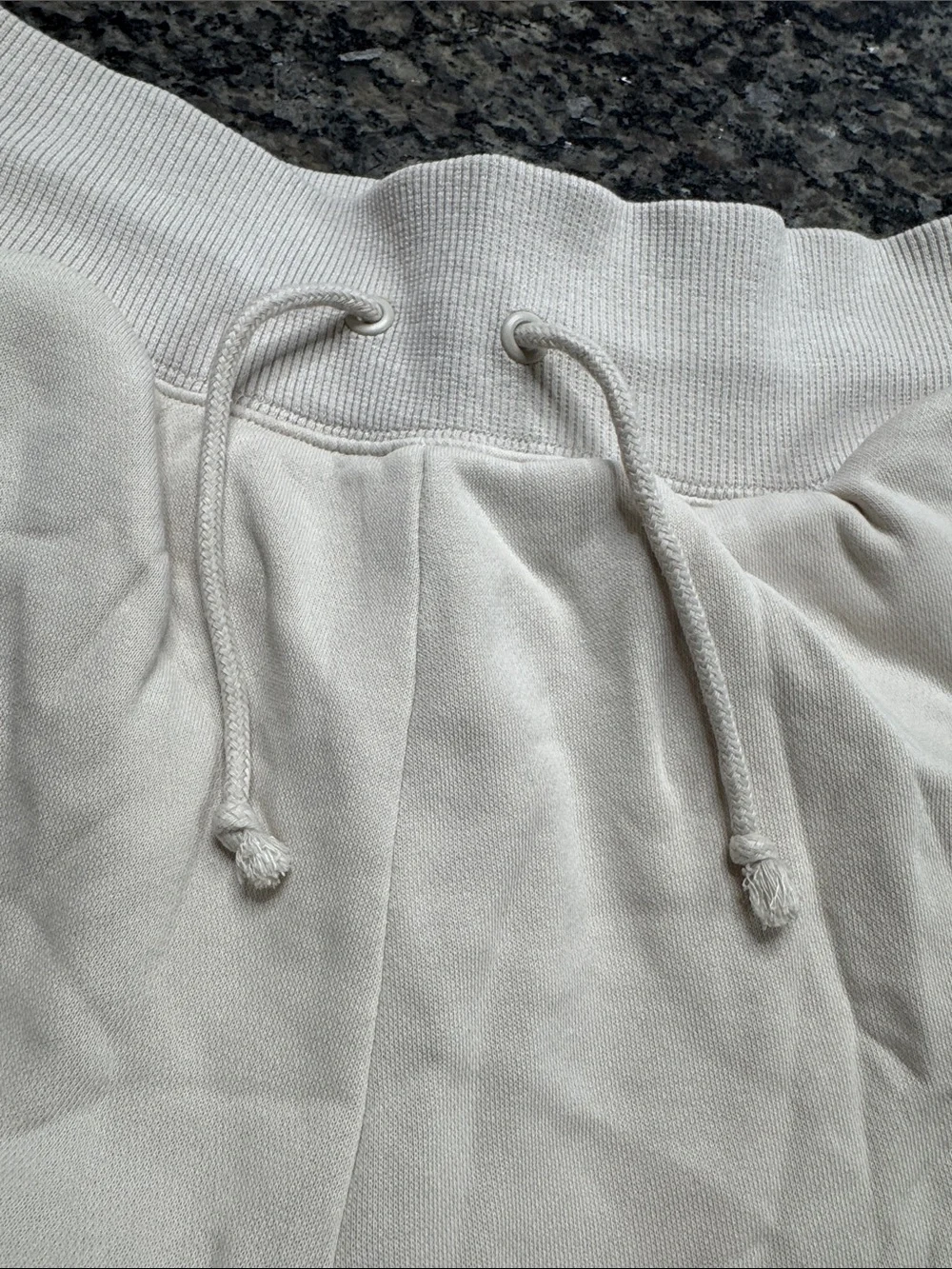 Nike Women's Cream Fleece Athletic Shorts with Drawstring and pockets EUC S